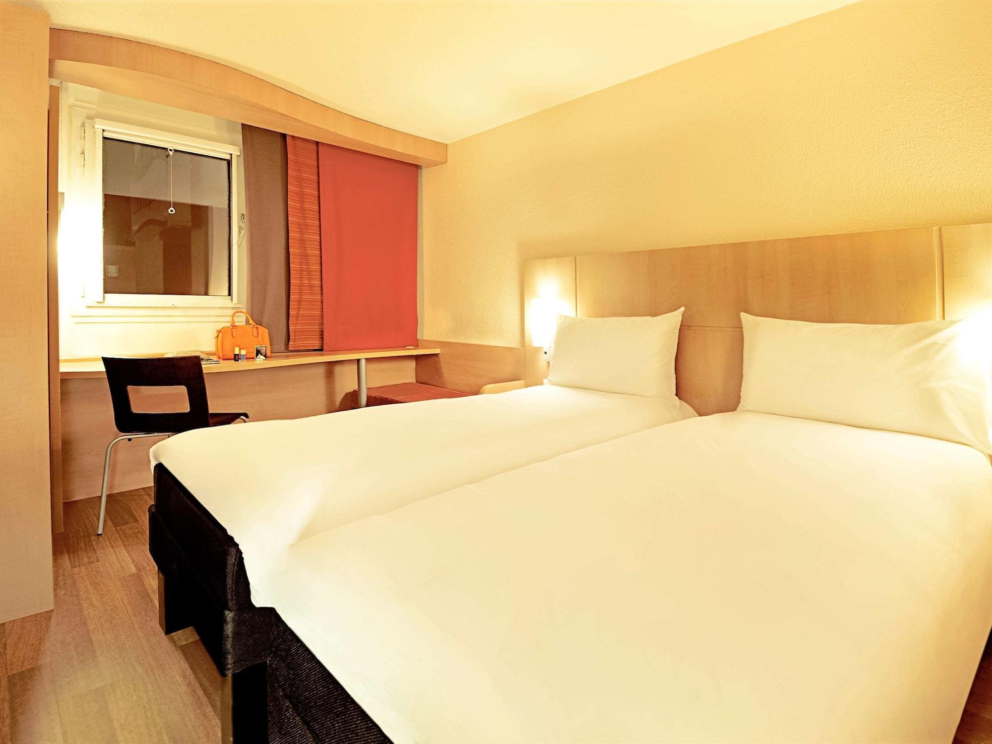 Ibis Poitiers Sud Hotel Exterior foto